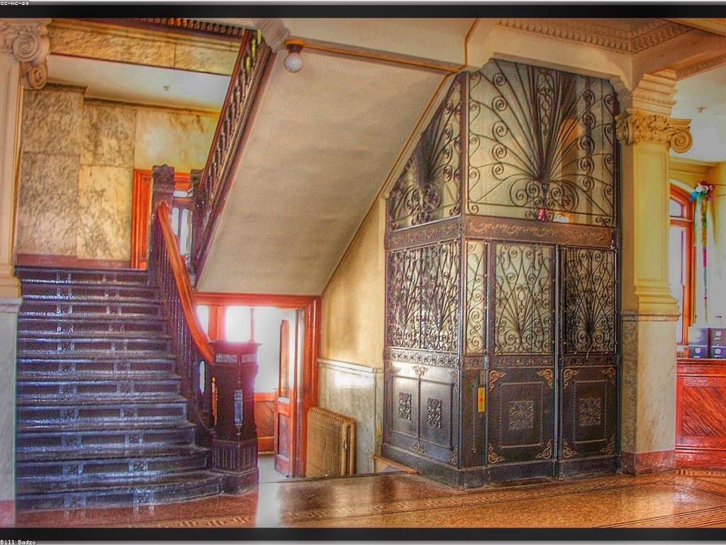 ការចុះឈ្មោះនៅពេលចាំបាច់